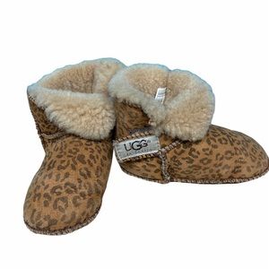 BABY UGG BOOTIES